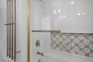 239 N Highland Ave, Elmhurst, IL 60126 - Photo 46