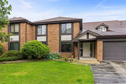 5824 Doe Circle #5824, Westmont, IL 60559 - Photo 1