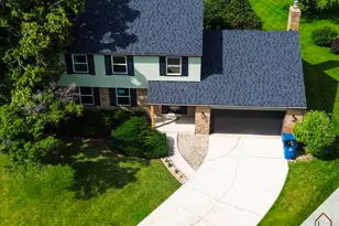 3463 Donovan Dr, Crete, IL 60417 - Photo 2