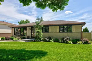 511 Wingate Dr, Schaumburg, IL 60193 - Photo 2