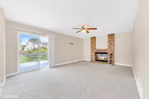1906 Armwood Ln, Mundelein, IL 60060 - Photo 8