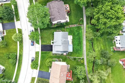 1906 Armwood Lane, Mundelein, IL 60060 - Photo 58