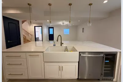 4532 Pershing Avenue, Downers Grove, IL 60515 - Photo 10