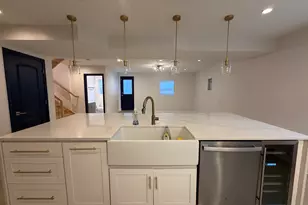 4532 Pershing Ave, Downers Grove, IL 60515 - Photo 10