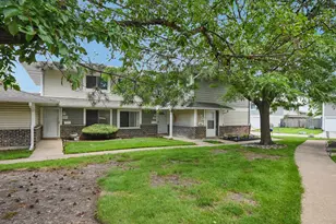 1435 Bear Flag Dr, Hanover Park, IL 60133 - Photo 14