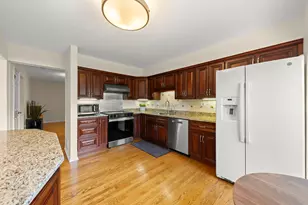 1969 Wexford Cir, Wheaton, IL 60189 - Photo 12