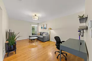 1969 Wexford Cir, Wheaton, IL 60189 - Photo 14