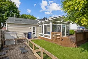 1549 Sawgrass Ct, Elgin, IL 60123 - Photo 20