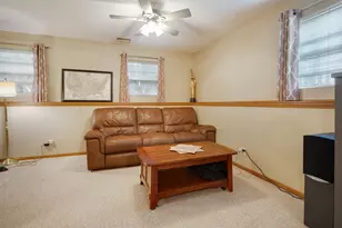 1549 Sawgrass Ct, Elgin, IL 60123 - Photo 12