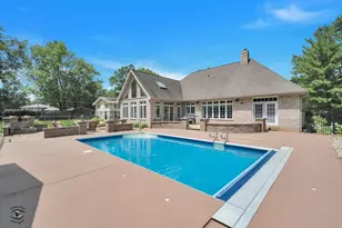 1749 Bittersweet Dr, Saint Anne, IL 60964 - Photo 42
