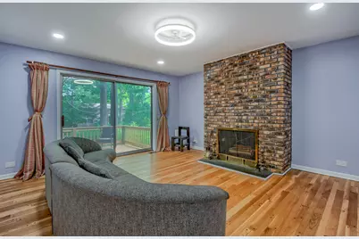 104 E Louis Avenue, Lake Forest, IL 60045 - Photo 8
