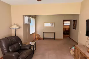 14522 St Louis Ave, Midlothian, IL 60445 - Photo 2