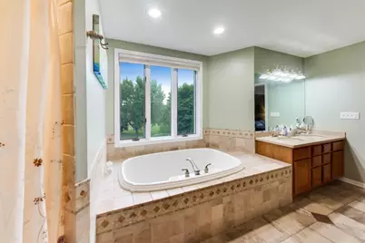 515 Grand Meadow Lane, McHenry, IL 60051 - Photo 28