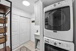 536 Pembrook Ct S, Crystal Lake, IL 60014 - Photo 14