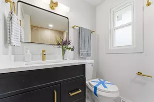 11635 S Bishop St, Chicago, IL 60643 - Photo 16