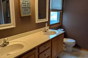 1891 Indian Springs Ct, Freeport, IL 61032 - Photo 14