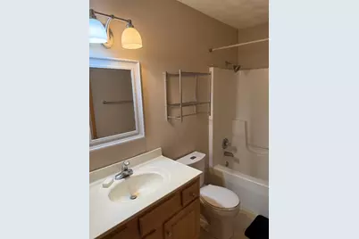 1891 Indian Springs Court, Freeport, IL 61032 - Photo 18