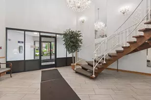 9840 S Pulaski Rd, Oak Lawn, IL 60453 - Photo 4