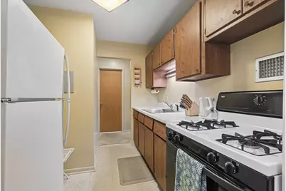 9840 S Pulaski Road #106, Oak Lawn, IL 60453 - Photo 12