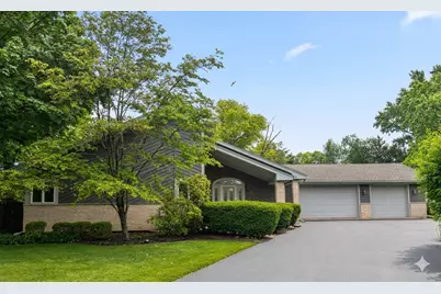 16373 W Menna Lane, Lincolnshire, IL 60069 - Photo 2