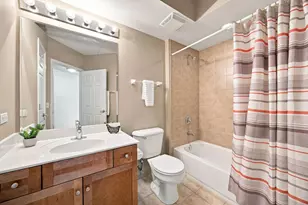 1 S Lincoln Ave, Lombard, IL 60148 - Photo 18