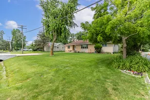 18622 Burnham Ave, Lansing, IL 60438 - Photo 6