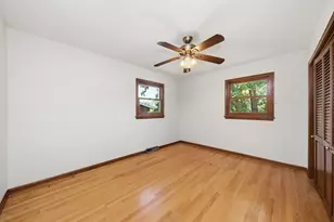 1065 Barneswood Dr, Downers Grove, IL 60515 - Photo 28