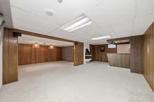 1065 Barneswood Dr, Downers Grove, IL 60515 - Photo 32