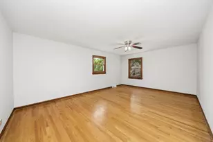 1065 Barneswood Dr, Downers Grove, IL 60515 - Photo 20