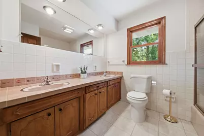 1065 Barneswood Drive, Downers Grove, IL 60515 - Photo 26