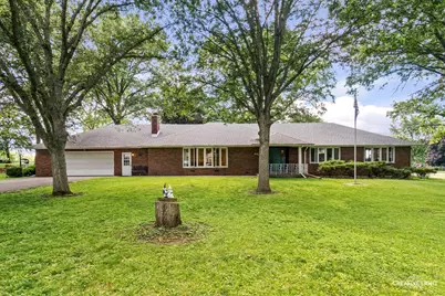 400 S Dwight Street, Sheridan, IL 60551 - Photo 1