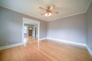 1535 Benton St, Rockford, IL 61107 - Photo 6