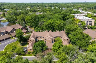 1302 Hawthorne Ln, Hinsdale, IL 60521 - Photo 48