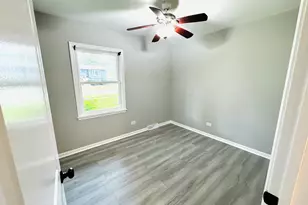 114 E Clark St, Glenwood, IL 60425 - Photo 12