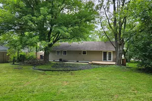 114 E Clark St, Glenwood, IL 60425 - Photo 16