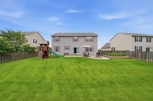 1108 Trillium Ln, Shorewood, IL 60404 - Photo 6