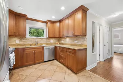 212 N Jackson Road, Clarendon Hills, IL 60514 - Photo 4