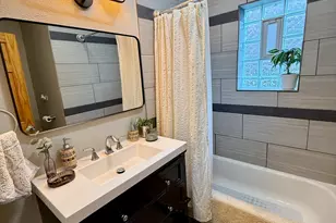 3402 W Beach Ave, Chicago, IL 60651 - Photo 6