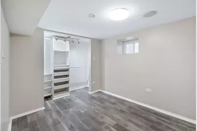 3402 W Beach Avenue, Chicago, IL 60651 - Photo 22