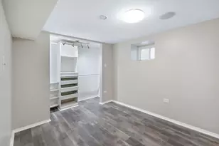 3402 W Beach Ave, Chicago, IL 60651 - Photo 22