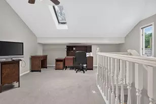 640 Walnut Oaks Dr, Roselle, IL 60172 - Photo 32