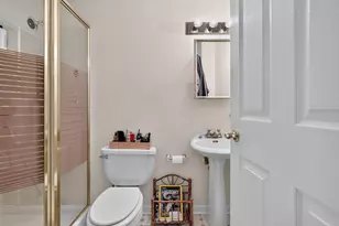 640 Walnut Oaks Dr, Roselle, IL 60172 - Photo 38