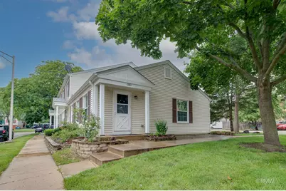 518 Darlene Lane #A, Glendale Heights, IL 60139 - Photo 2