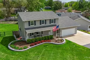 37W150 Olwin Dr, Elgin, IL 60124 - Photo 4