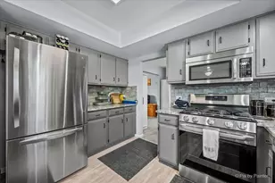 37W150 Olwin Dr, Elgin, IL 60124 - Photo 24