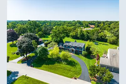 135 Harbor Drive, Lake Barrington, IL 60010 - Photo 2
