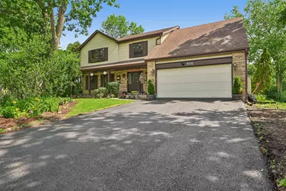 816 Bonnie Brae Lane, Bolingbrook, IL 60440 - Photo 1