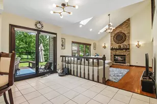 816 Bonnie Brae Ln, Bolingbrook, IL 60440 - Photo 8