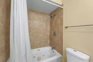 1704 S Highland Ave, Arlington Heights, IL 60005 - Photo 16