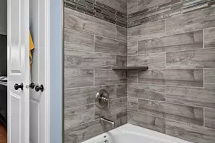 11765 Brookshire Dr, Orland Park, IL 60467 - Photo 18